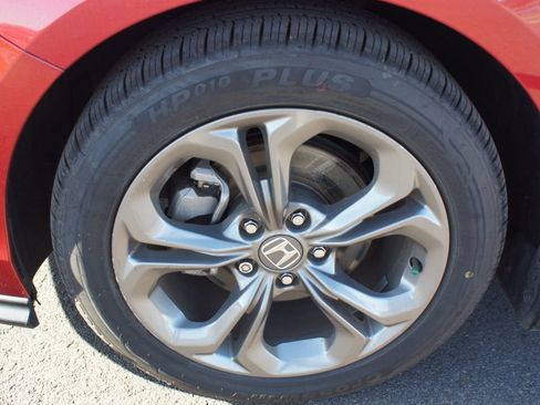 Used 2023 Honda Accord EX image 25