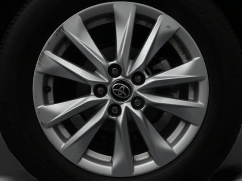 Used 2022 Toyota Corolla Cross LE FWD image 10