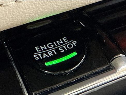 Used 2021 Lincoln Nautilus Standard image 34