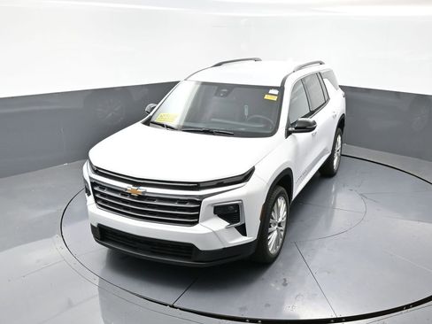 New 2026 Chevrolet Traverse LT image 38