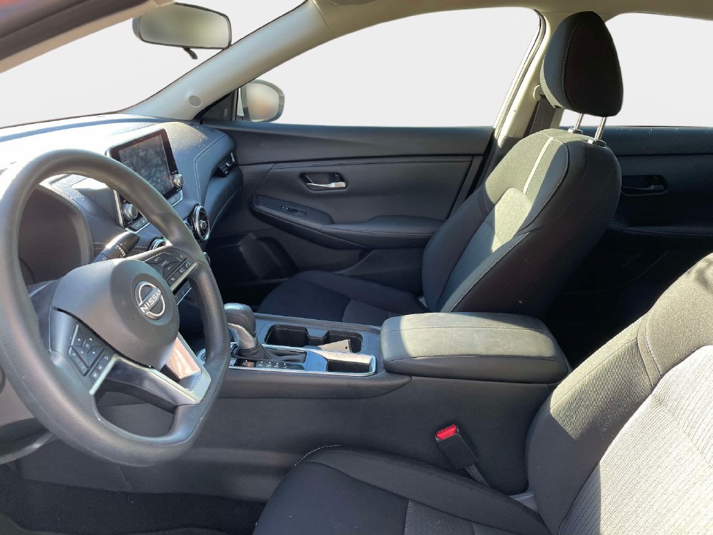 Used 2025 Nissan Sentra SV FWD image 21