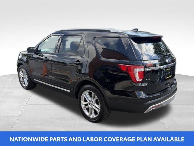 Used 2016 Ford Explorer XLT w/ Equipment Group 202A FWD image 4