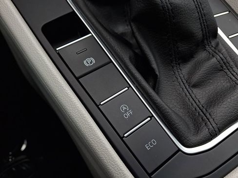 Certified 2023 Volkswagen Jetta S image 22