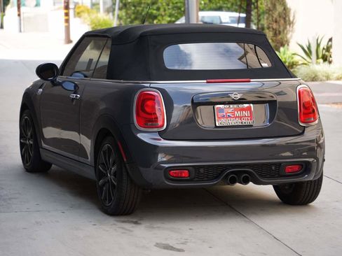 Used 2019 MINI Cooper S FWD image 3