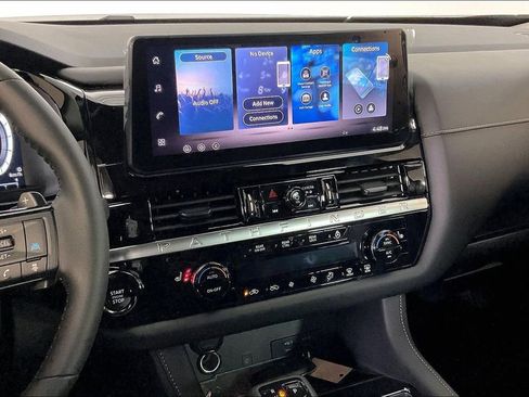 New 2026 Nissan Pathfinder SL AWD/4WD image 10