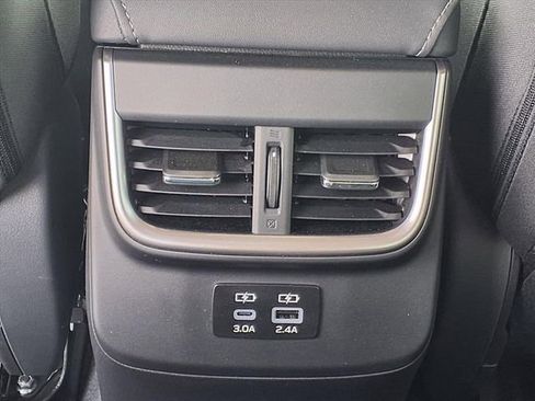 Certified 2025 Subaru Outback Premium image 10