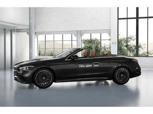 Used 2025 Mercedes-Benz CLE 450 4MATIC Cabriolet image 36