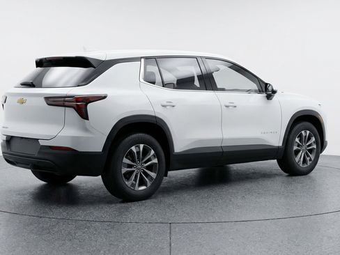 Used 2025 Chevrolet Equinox LT image 9