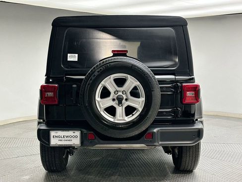 Used 2021 Jeep Wrangler Unlimited Sport image 12