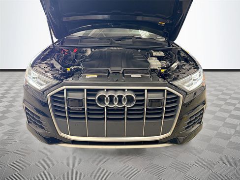 Certified 2022 Audi Q7 2.0T Premium Plus AWD/4WD image 32