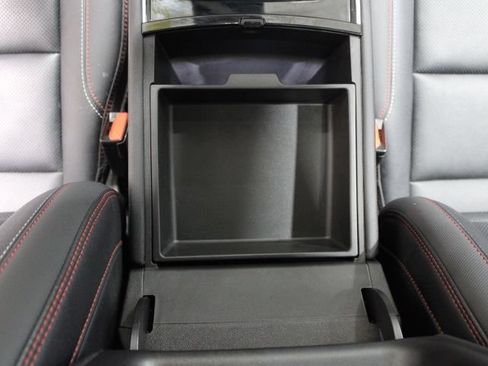 Used 2025 Chevrolet Traverse RS AWD/4WD image 37