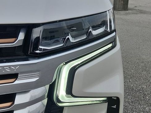 Used 2022 Chevrolet Suburban High Country w/ Max Trailering Package image 9