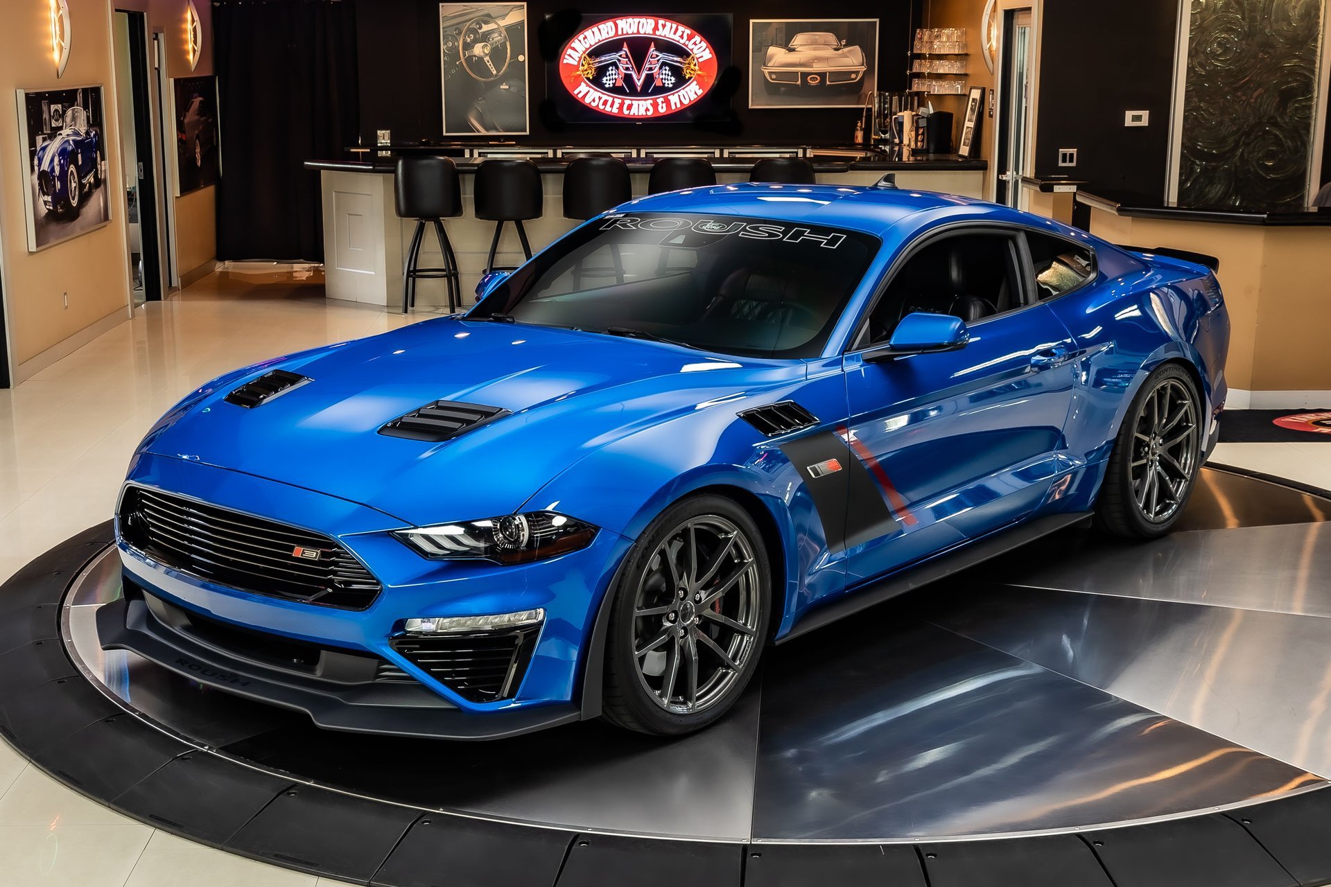 Used 2021 Ford Mustang GT Premium w/ GT Performance Package RWD image 5