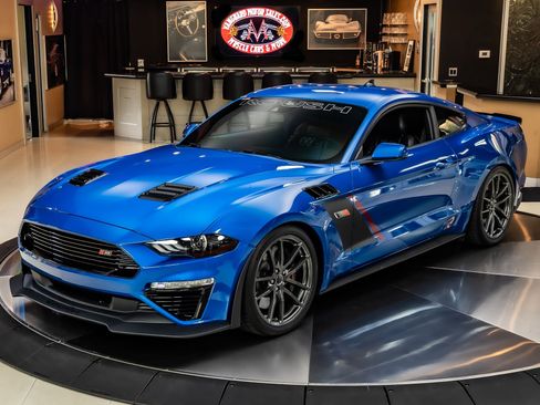 Used 2021 Ford Mustang GT Premium w/ GT Performance Package RWD image 5