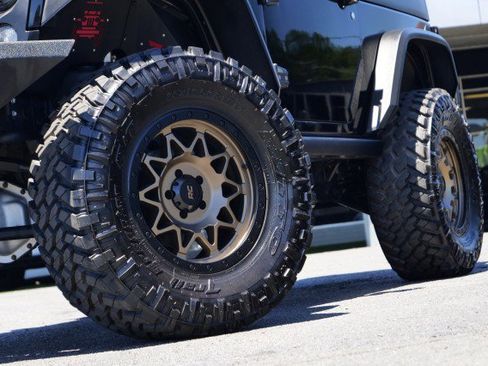 Used 2014 Jeep Wrangler Rubicon w/ Power Convenience Group AWD/4WD image 50