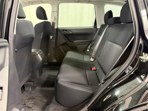 Used 2018 Subaru Forester 2.5i Premium w/ All-Weather Package image 33