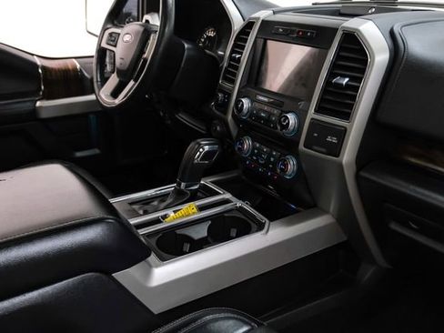 Used 2018 Ford F150 Lariat w/ Equipment Group 502A Luxury image 22