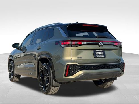 Used 2026 Volkswagen Tiguan SEL R-Line image 5