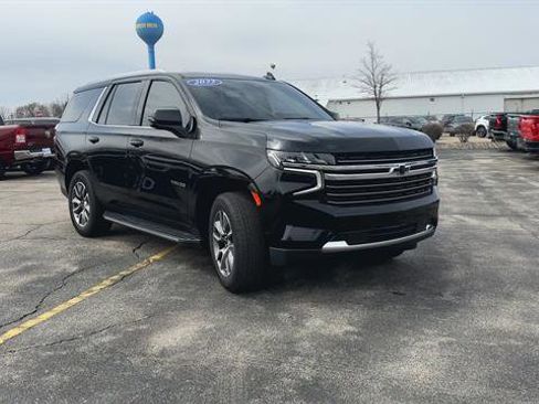 Used 2022 Chevrolet Tahoe LT w/ LT Signature Plus Package image 2