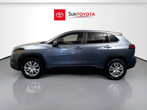 Used 2023 Toyota Corolla Cross L image 7