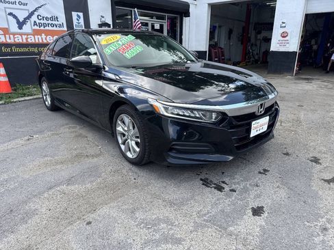 Used 2019 Honda Accord LX image 4