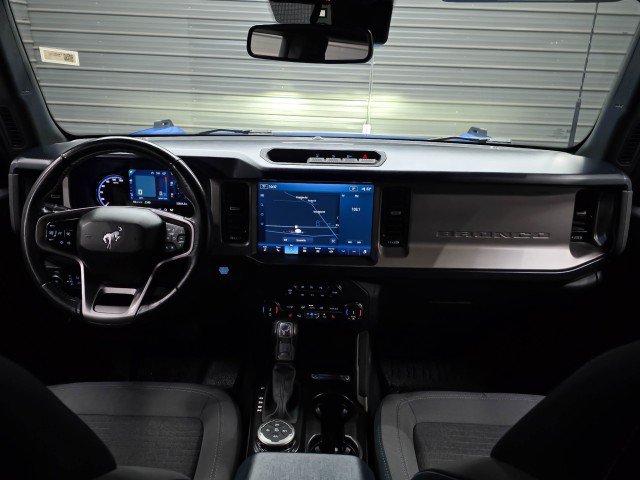 Used 2022 Ford Bronco Outer Banks AWD/4WD image 12