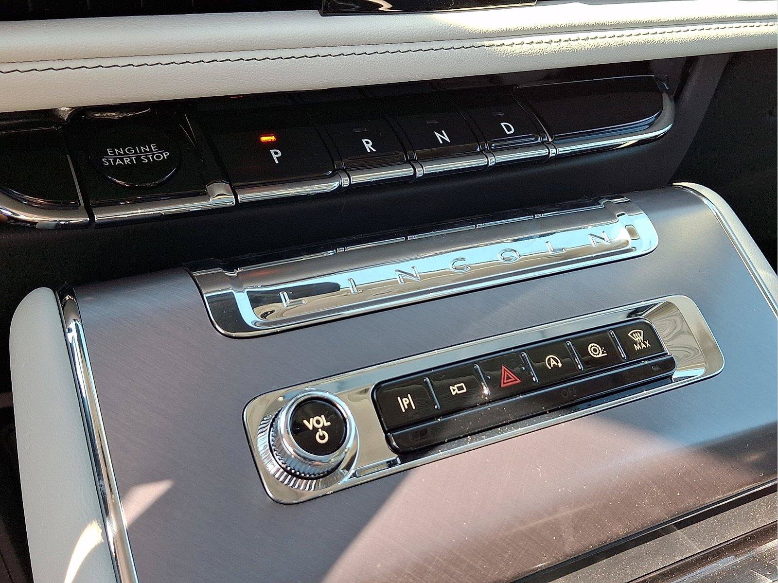 New 2026 Lincoln Aviator AWD image 10