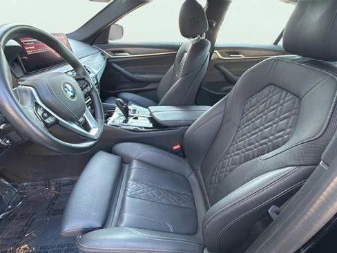 Used 2023 BMW 530i w/ Convenience Package RWD image 15