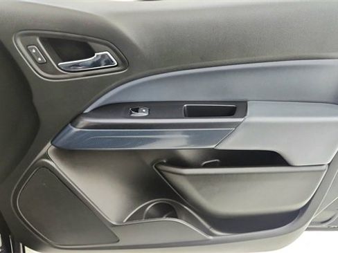 Used 2021 Chevrolet Colorado Z71 image 24