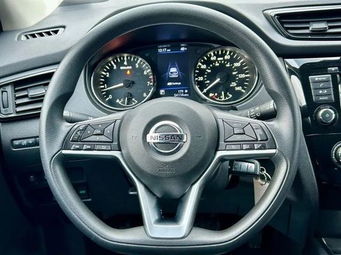 Used 2020 Nissan Rogue Sport S w/ Appearance Package image 19