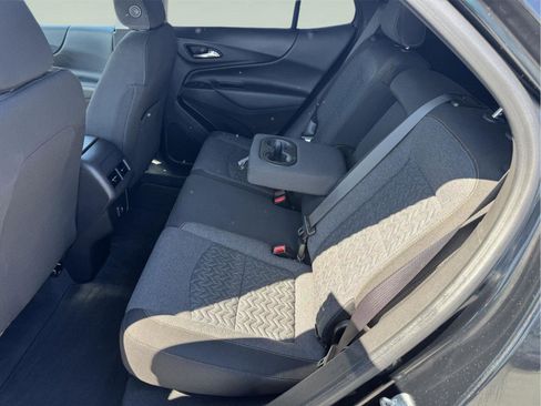 Used 2023 Chevrolet Equinox LT image 28