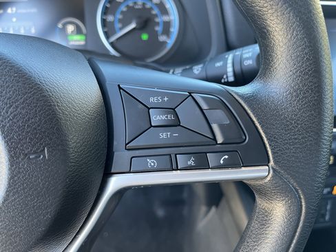 Certified 2023 Nissan Leaf S image 15