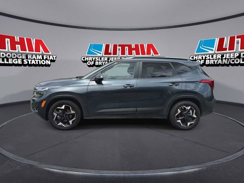 Used 2025 Kia Seltos S image 5