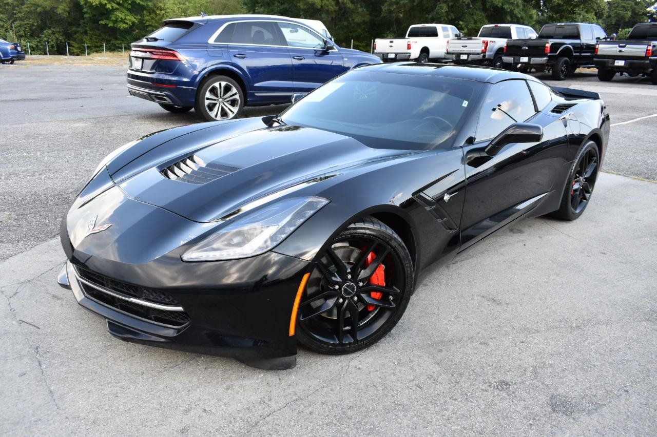 Used 2014 Chevrolet Corvette Stingray Coupe w/ Battery Protection Package RWD image 2
