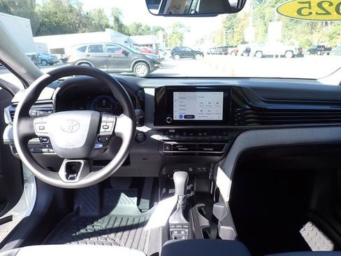 Certified 2025 Toyota Camry LE image 19