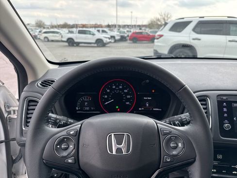 Certified 2022 Honda HR-V EX-L image 13