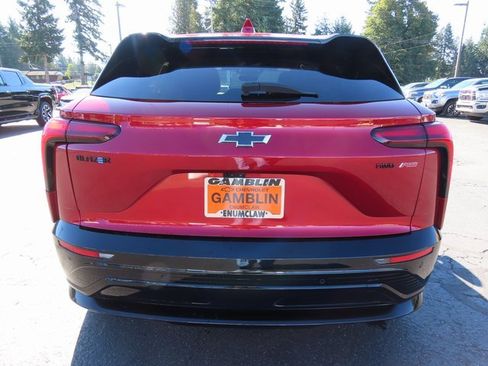 Used 2024 Chevrolet Blazer EV RS image 6