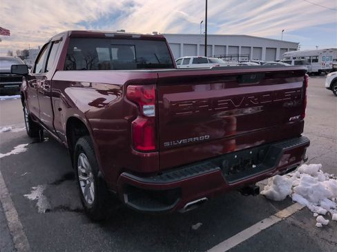 Used 2019 Chevrolet Silverado 1500 RST image 2