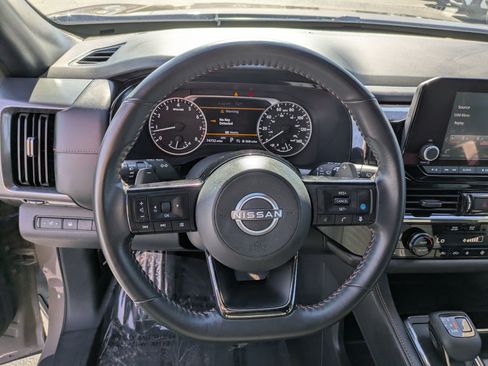 Used 2023 Nissan Pathfinder Rock Creek AWD/4WD image 16