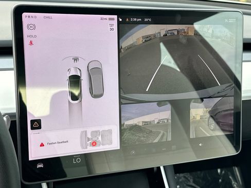 Used 2020 Tesla Model 3 image 22