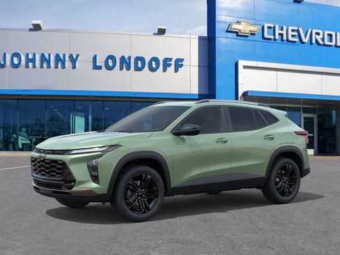 New 2026 Chevrolet Trax ACTIV w/ Sunroof Package image 2