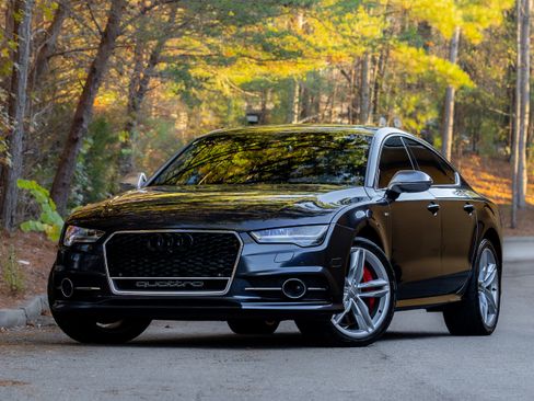 Used 2018 Audi S7 Prestige w/ S Sport Package image 2