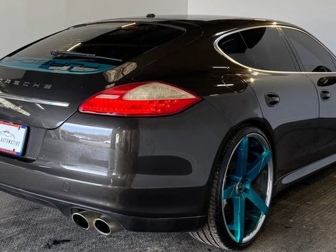 Used 2013 Porsche Panamera S image 7
