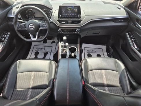 Used 2025 Nissan Altima 2.5 SR FWD image 24