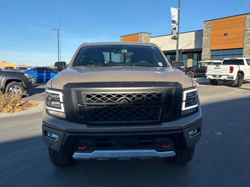 Used 2021 Nissan Titan PRO-4X w/ Pro-4x Convenience Package AWD/4WD image 2