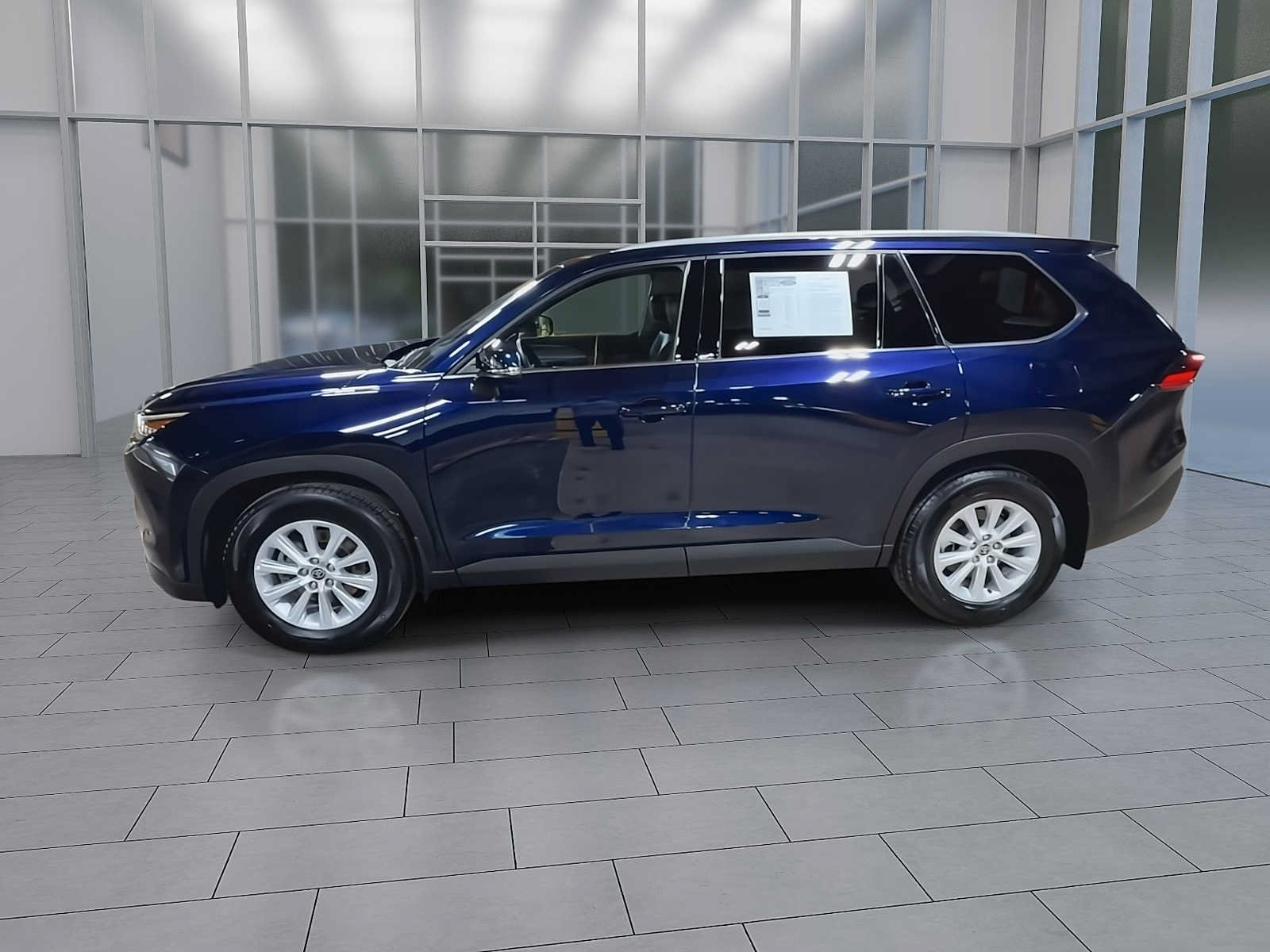 Certified 2024 Toyota Grand Highlander AWD image 5