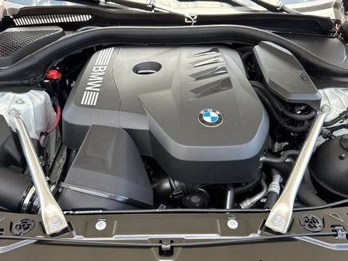 Used 2026 BMW 530i w/ M Sport Package RWD image 33