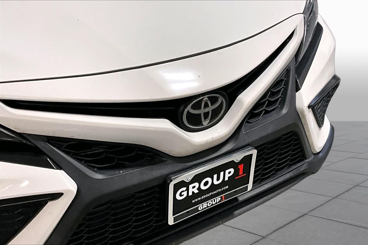 Used 2023 Toyota Camry SE FWD image 29
