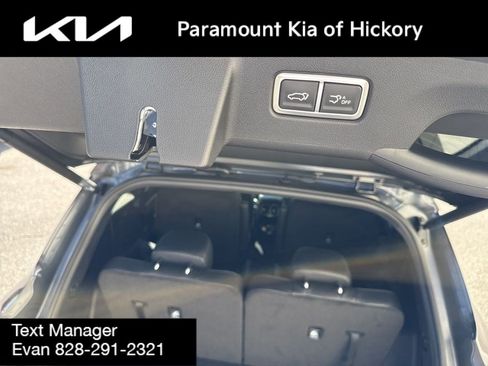 Used 2025 Kia Sorento SX Prestige image 11