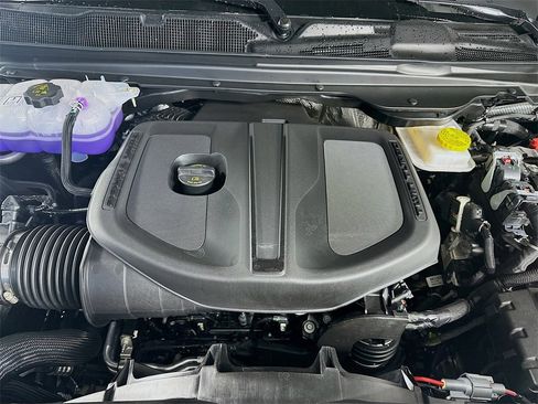 New 2026 RAM 1500 Laramie w/ Night Edition image 18